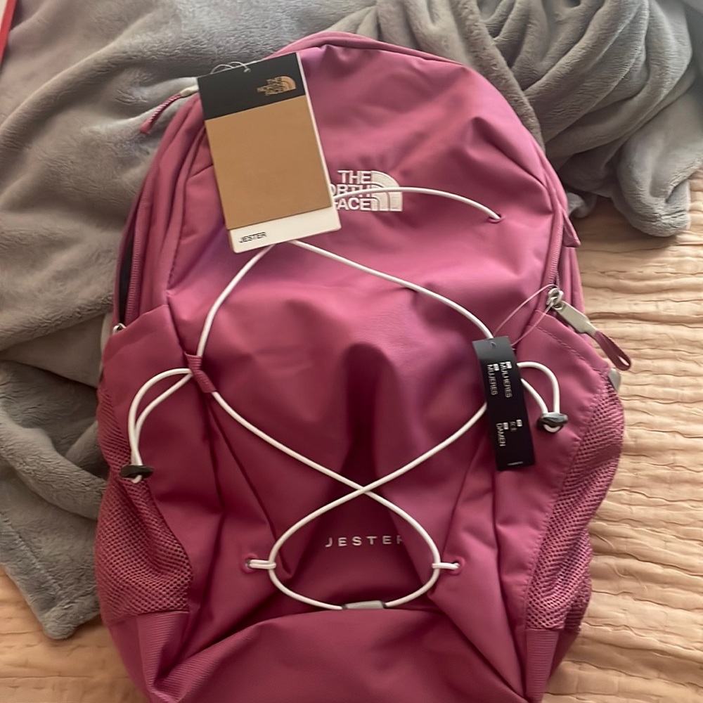North Face Women’s Jester Backpack NWT